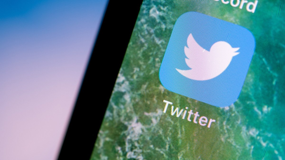 Twitter plans an option to show tweets only to close friends