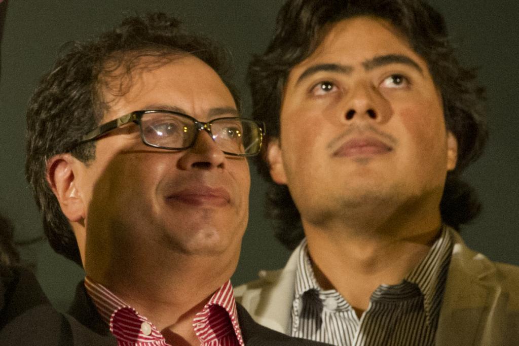 Gustavo Petro visited his son for the first time